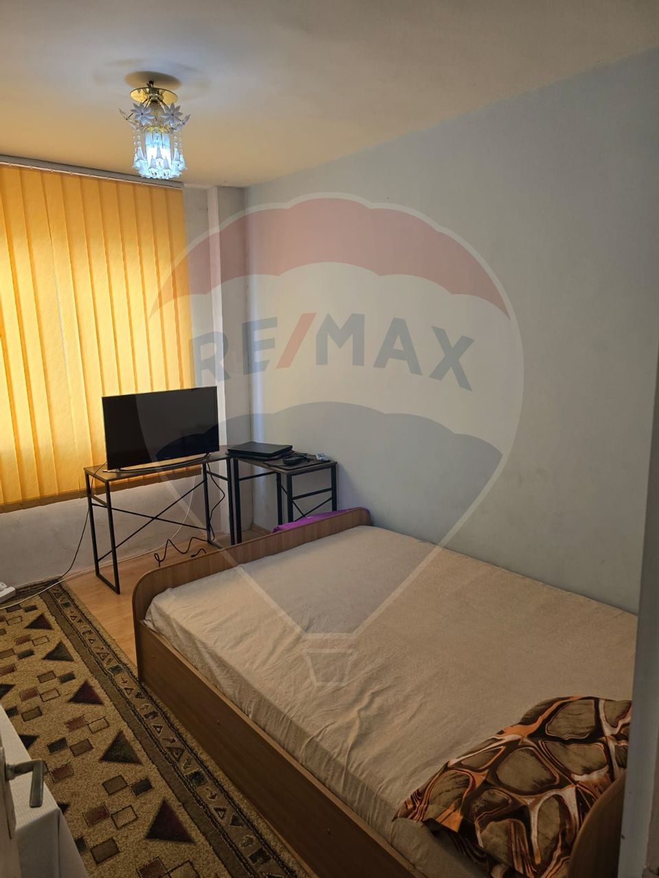 Apartament cu 3 camere de vânzare în zona Central