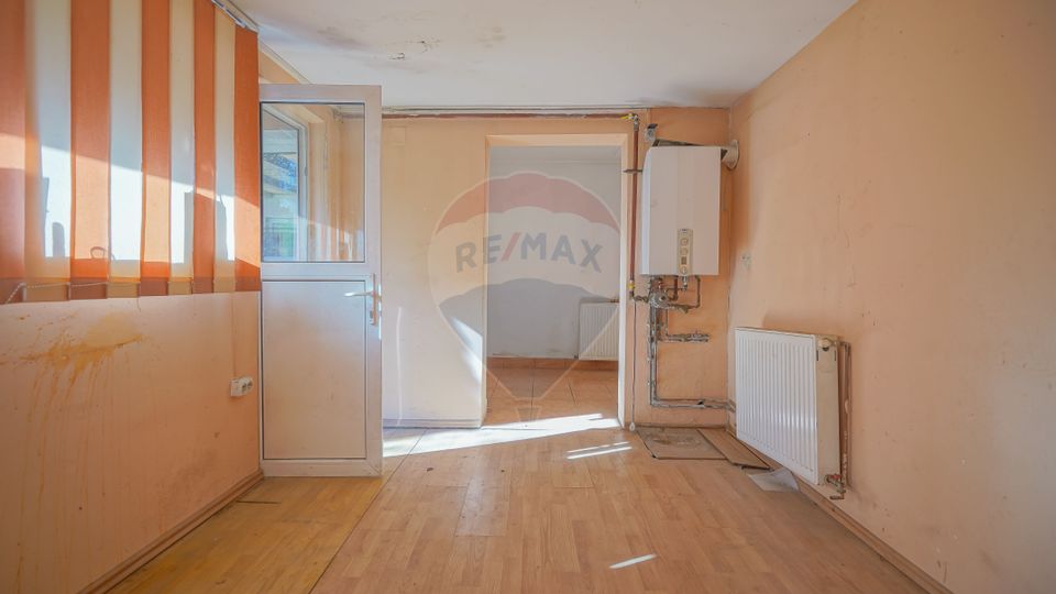 7 room House / Villa for sale, Aurel Vlaicu area