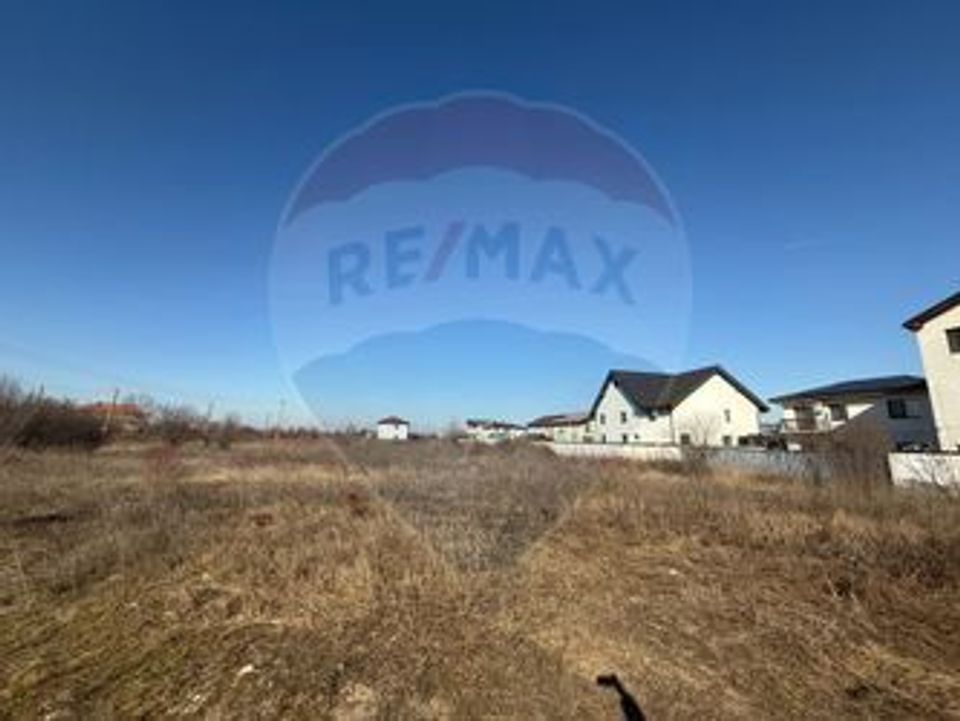 De vanzare teren intravilan 3300 mp in Otopeni - Odai