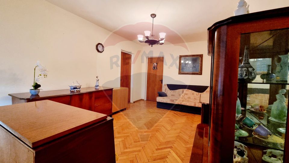 Apartament cu 2 camere de vânzare în zona Obor/Teiul Doamnei