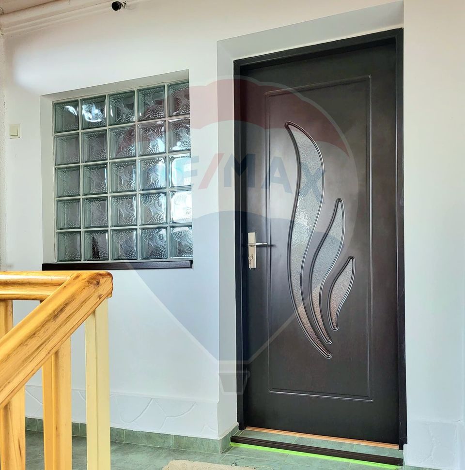 Casă / Vilă cu 3 camere de vânzare