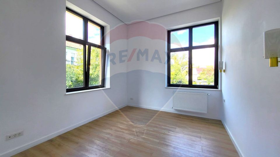 65sq.m Office Space for rent, Central area