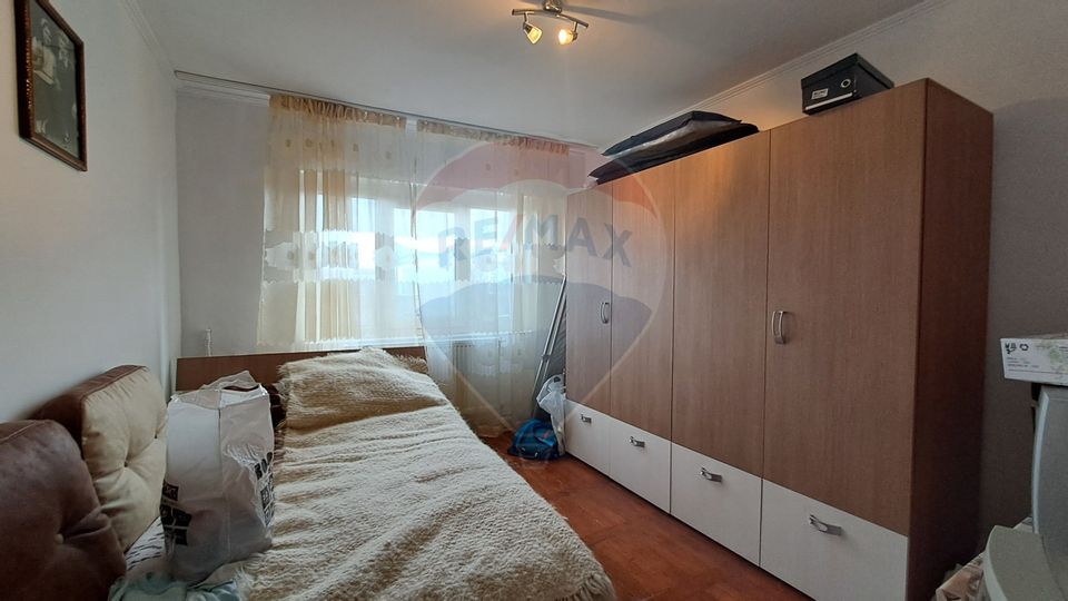 Apartament cu 2 camere de vânzare în zona Aradului