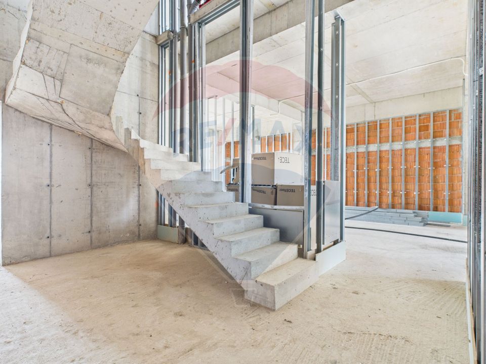 6 room Apartment for sale, Pipera area