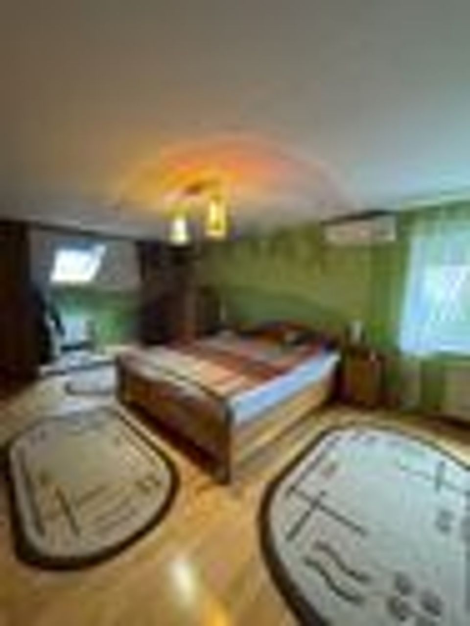 Casă / Vilă cu 5 camere de vânzare în zona Braytim