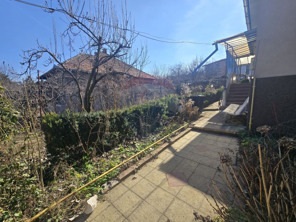 Casa renovabila, Andrei Muresanu, 570mp teren, front 20m, zona superba