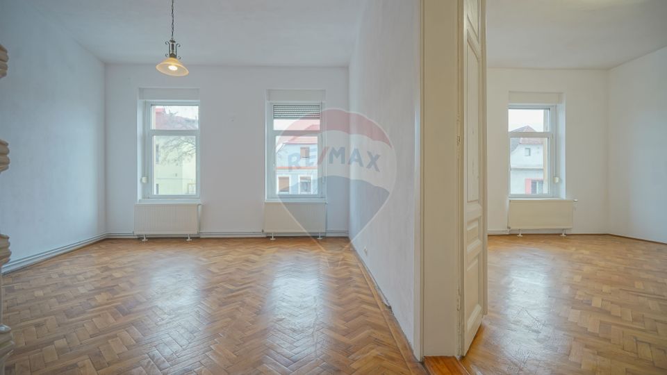 REZERVAT! Apartament cu arhitectură săsească