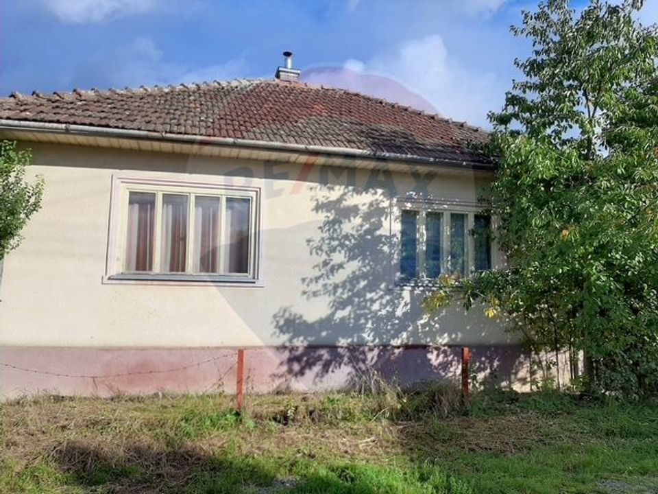 Casă / Vilă cu 2 camere de vânzare