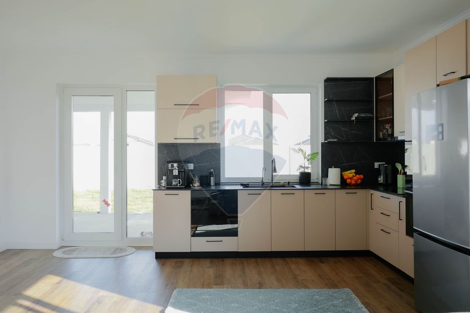 4 room House / Villa for sale