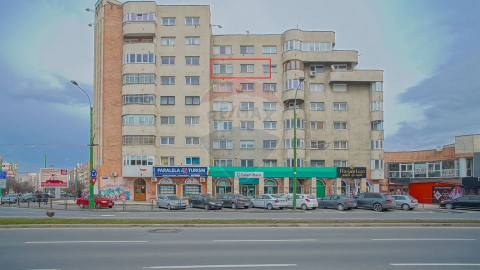 Apartament cu 4 camere, Centrul Civic