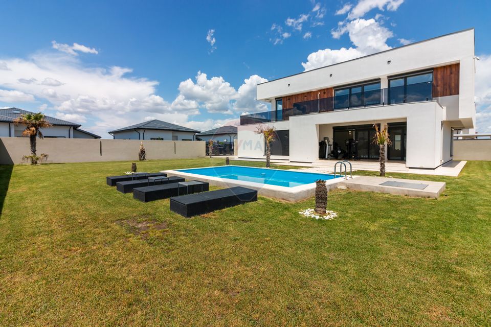 Vila Luxury de Vanzare in Balotesti