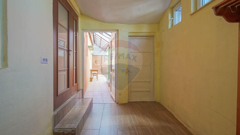 Casă individuală cu 3 camere, Șchei