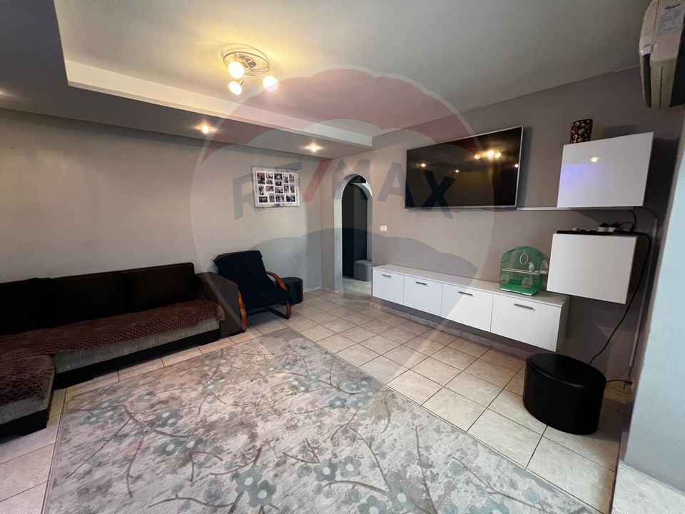 4 room Apartment for sale, Confectii area