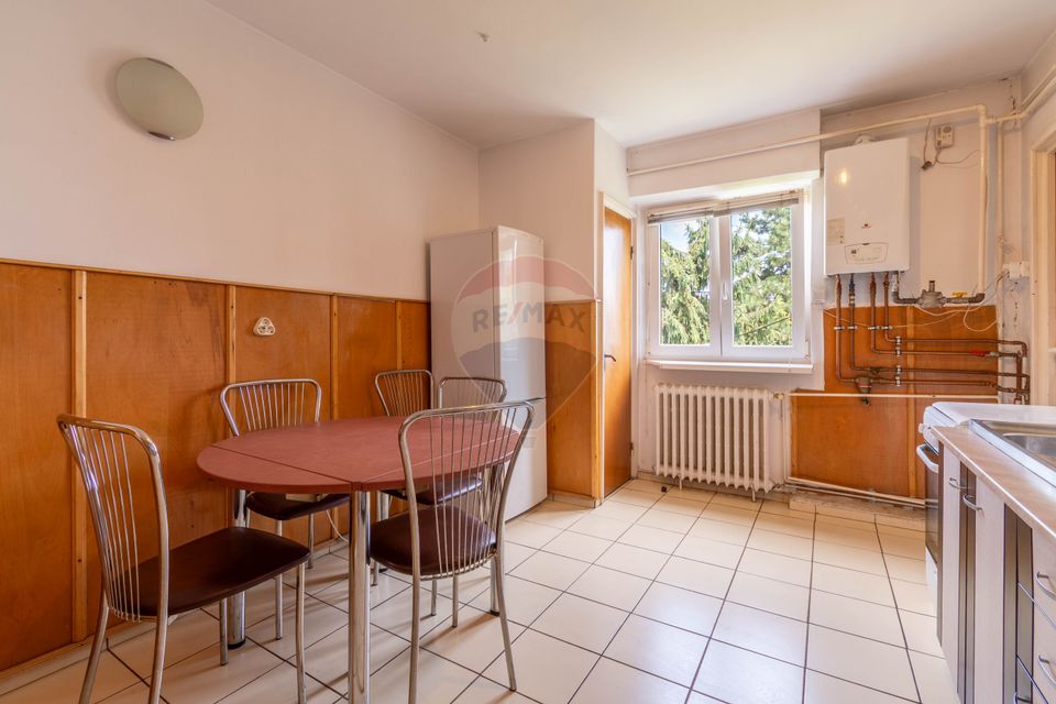 Apartament cu 4 camere, 107 mp. + boxa Confort sporit, Ale.Firiza Nr.8