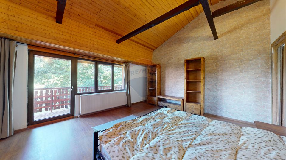 10 room Hotel / Pension for sale