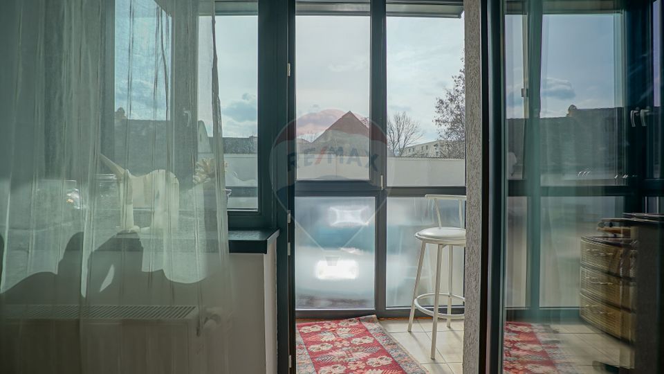 Apartament cu 2 camere de închiriat în zona Brașovul Vechi