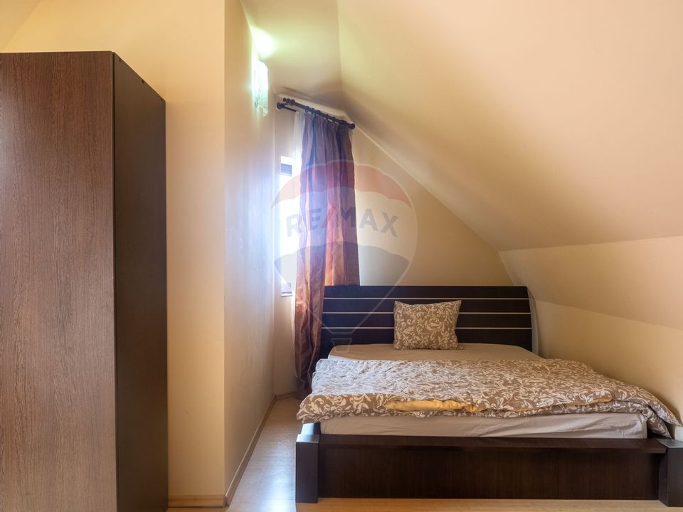 Casă / Vila cu 6 camere de vânzare în Predeal