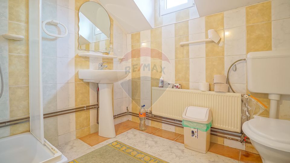 11 room House / Villa for sale
