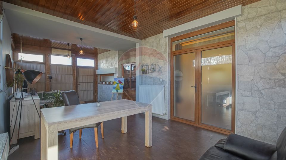 6 room House / Villa for sale