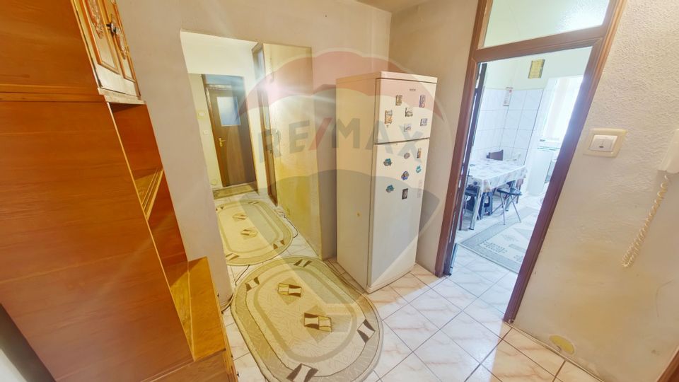 Apartament cu 3 camere de vânzare în zona Garii