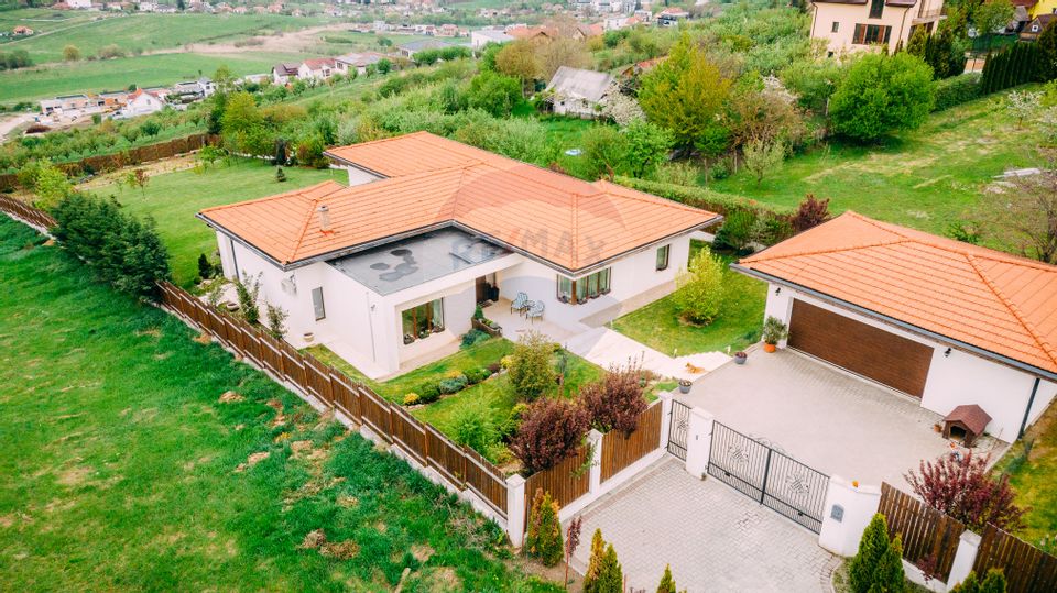 8 room House / Villa for sale, Borhanci area