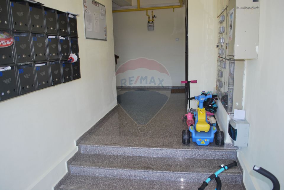 5 room Apartment for sale, Calea Moldovei area