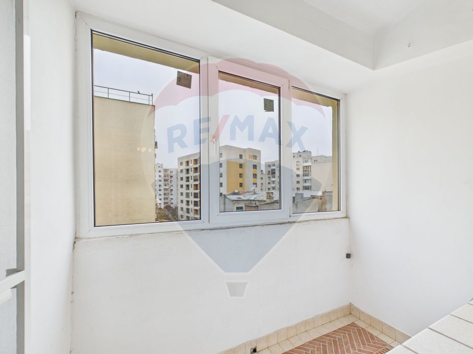 Modern studio for sale near the Metro, Mosilor / Obor area