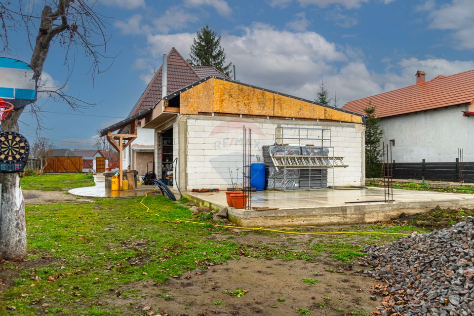 Vila cu 8 camere, 7150 mp teren intravilan I OZUN, COVASNA| COMISION 0