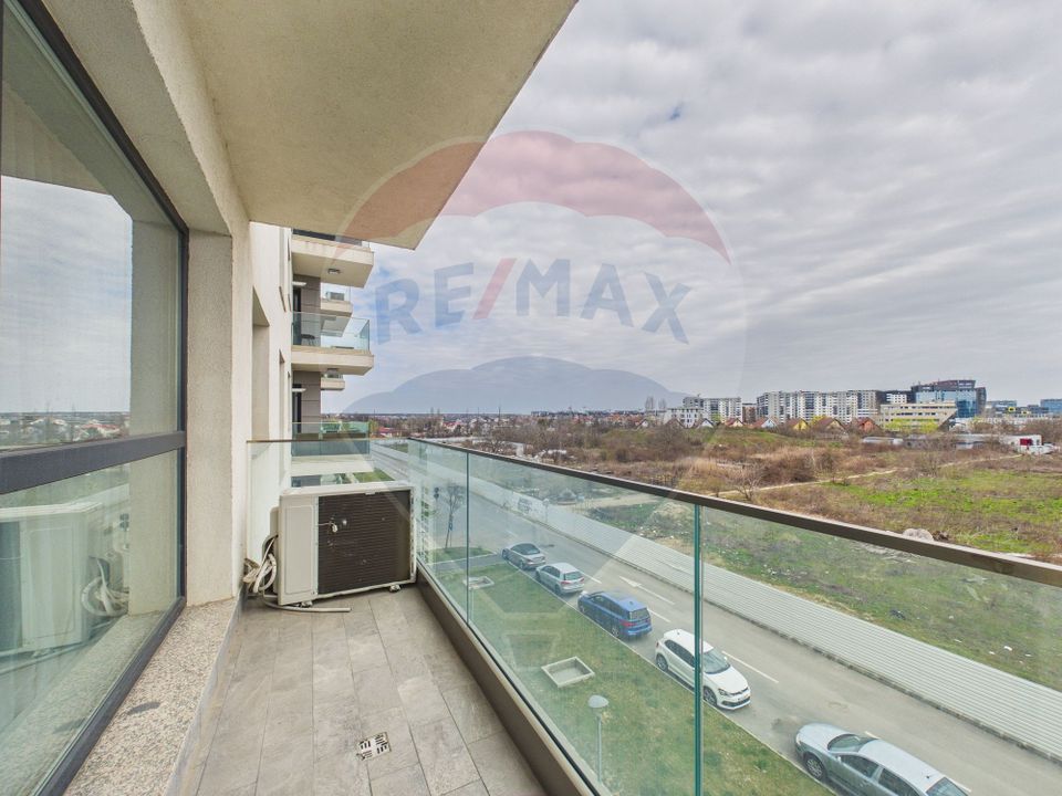 Apartament cu 3 camere de vânzare în zona Aviatiei