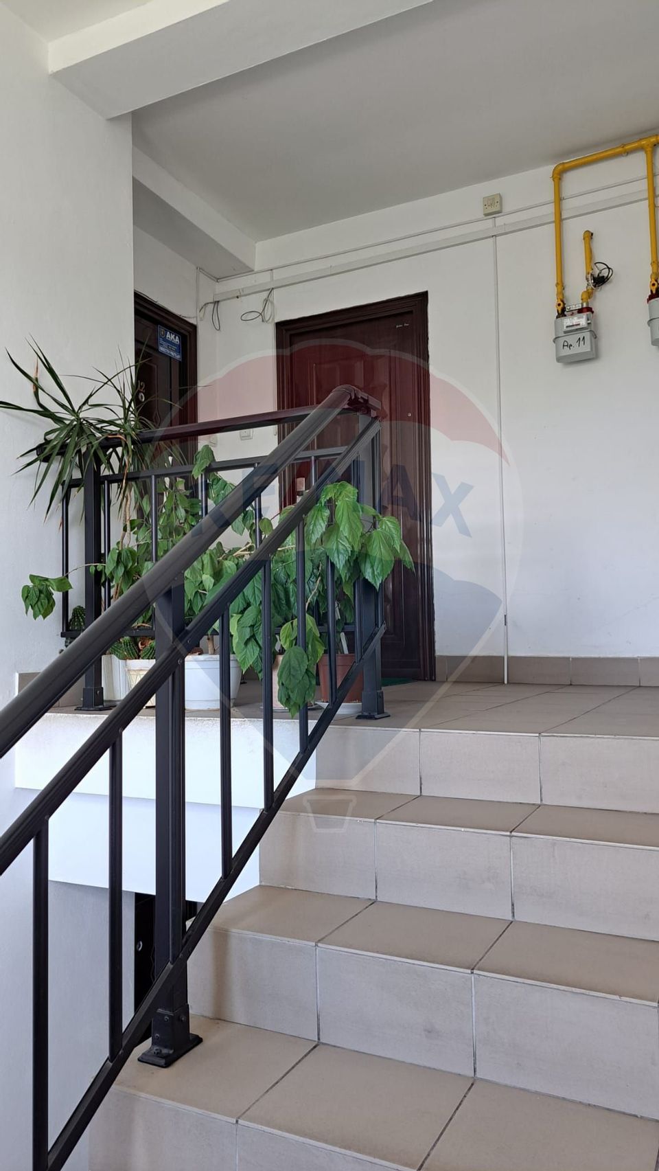 Apartament spatios - zona centrala Otopeni