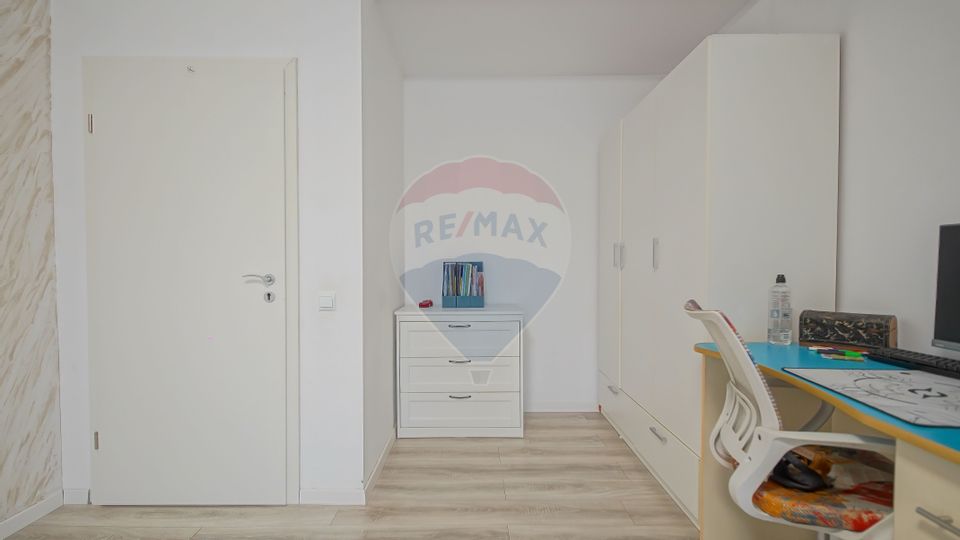 9 room House / Villa for sale, Stupini area