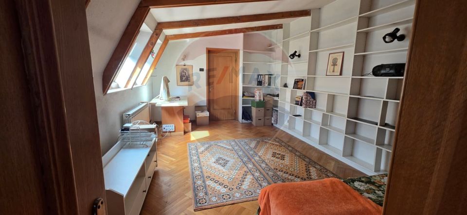 5 room House / Villa for sale, Grivita area