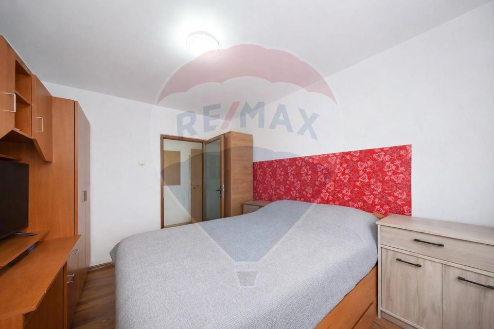 3 room Apartment for sale, Bartolomeu area