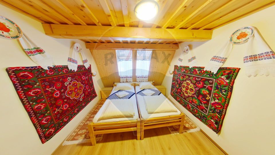 10 room Hotel / Pension for sale