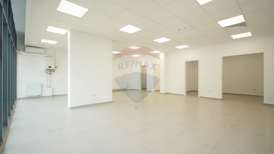 88sq.m Commercial Space for rent, Tractorul area