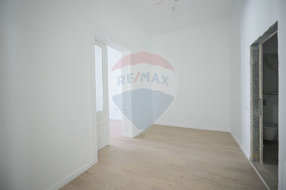 Apartament cu 2 camere de vânzare în zona Ultracentralǎ