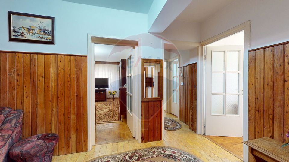 3 room Apartment for sale, Eroilor area