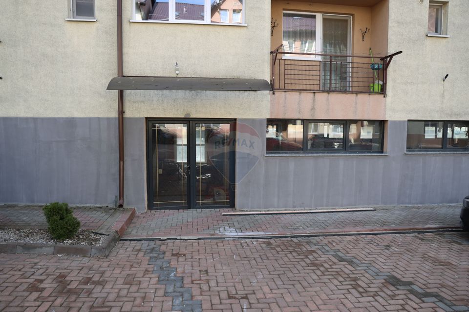 Spațiu comercial de 317mp de vânzare