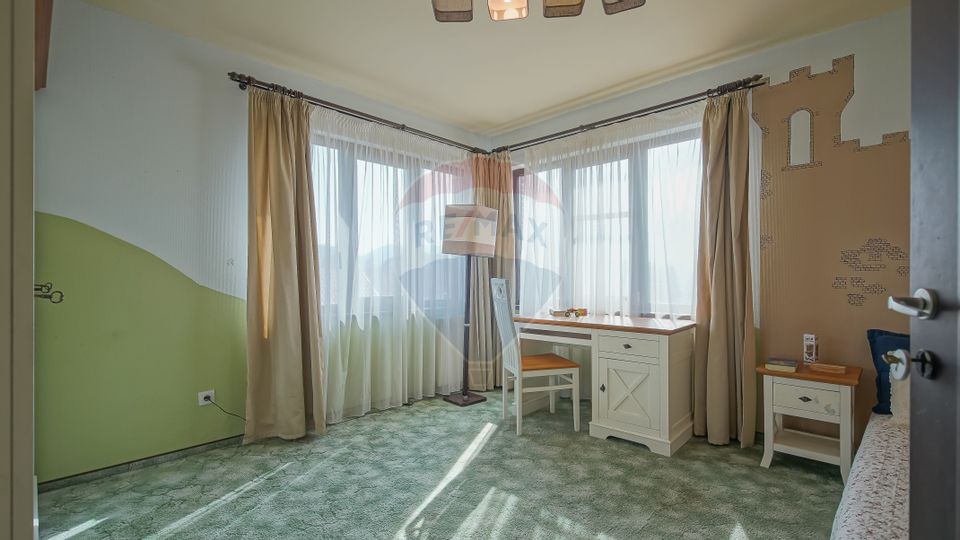 5 room House / Villa for sale, Central area