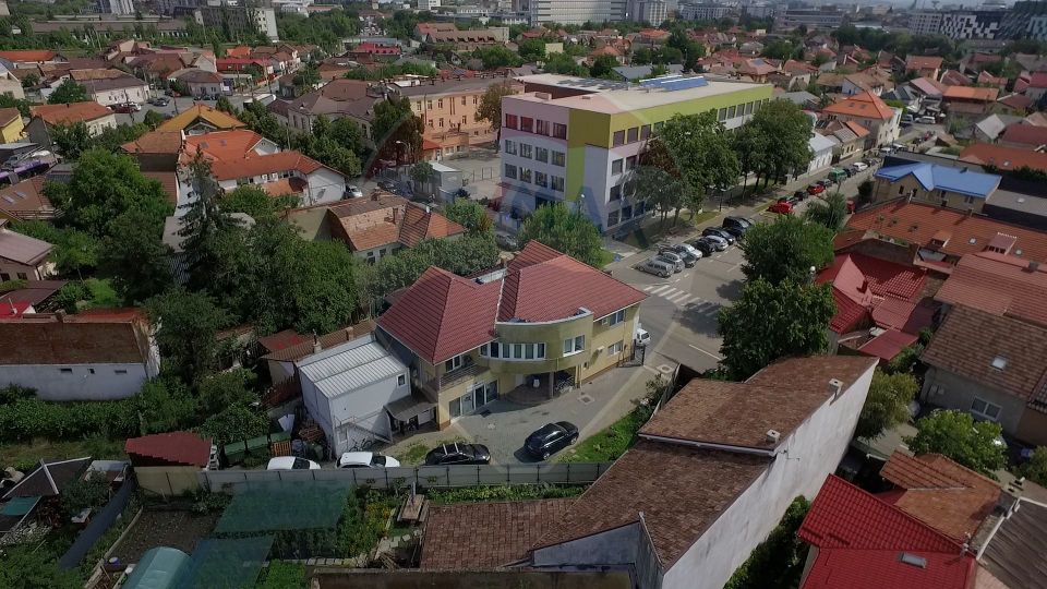 Casa de vanzare,  6 camere, zona Marasti