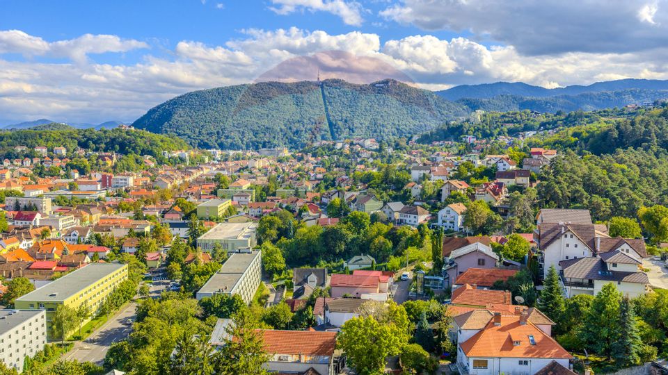 Casă individuală cu două unități locative. Zona Horia–Cloșca–Crișan