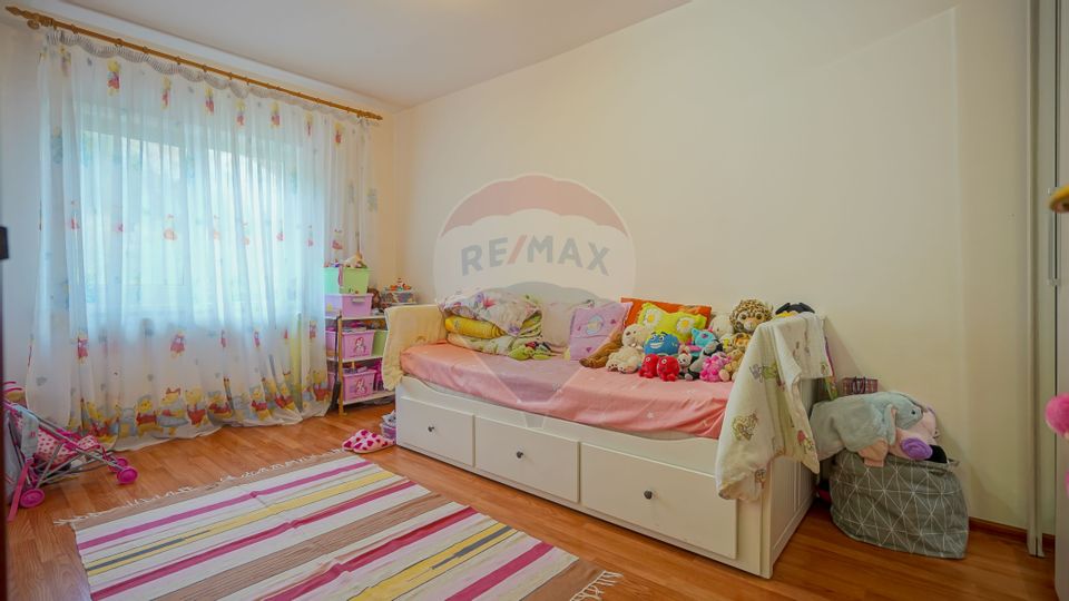 Apartament două camere decomandat la intrare în Răcădău!