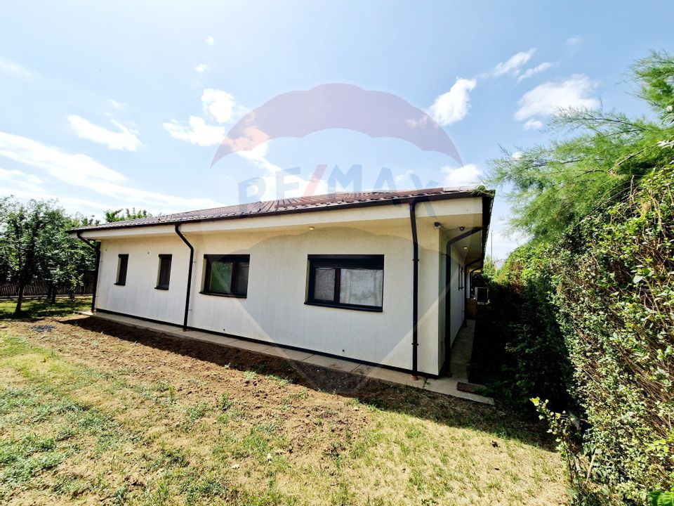 4 room House / Villa for sale