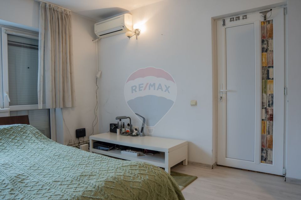 DE VANZARE Reședință Premium cu Piscină și Teren Generos – Chiajna