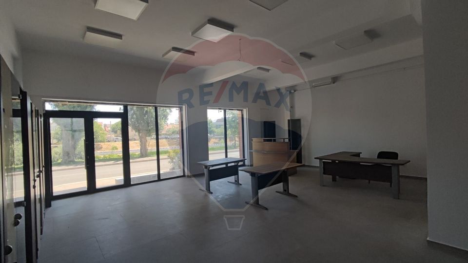 Spațiu comercial 93 mp de vanzare Ultracentral Promenada Crisului