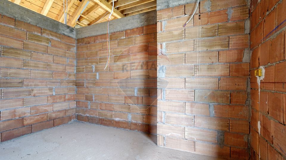 Casă / Vilă cu 6 camere de vânzare în Predeal