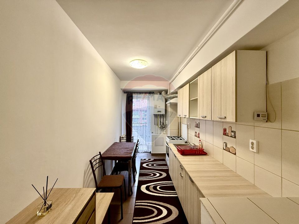 Apartament cu 2 camere decomandate pe str. Eroilor, Floresti