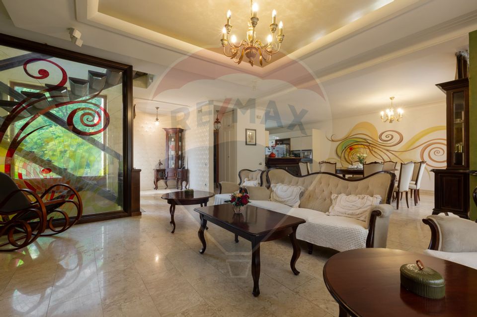 Casă spectaculoasă în Mediaș – reședința antrenorului Cristi Pustai