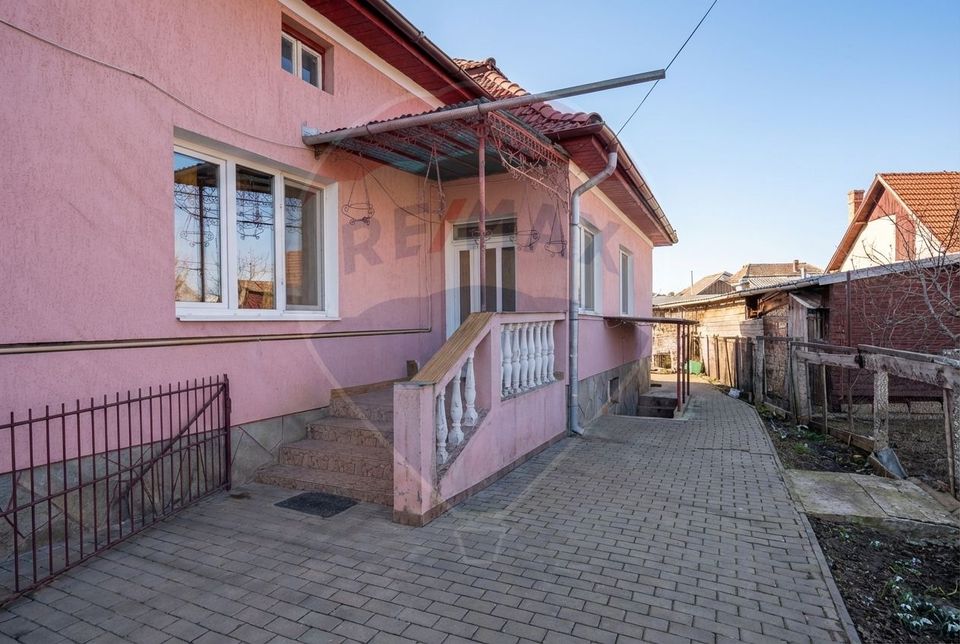 3 room House / Villa for sale, Sud-Est area