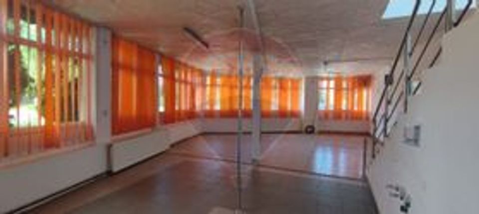 SPAȚIU COMERCIAL  / zonă intens circulată/ VÂNZARE /Șimleu Silvaniei
